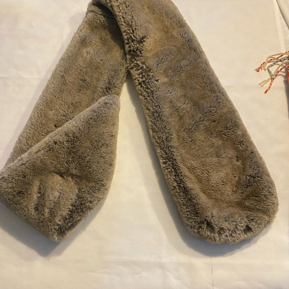 Faux fur scarf